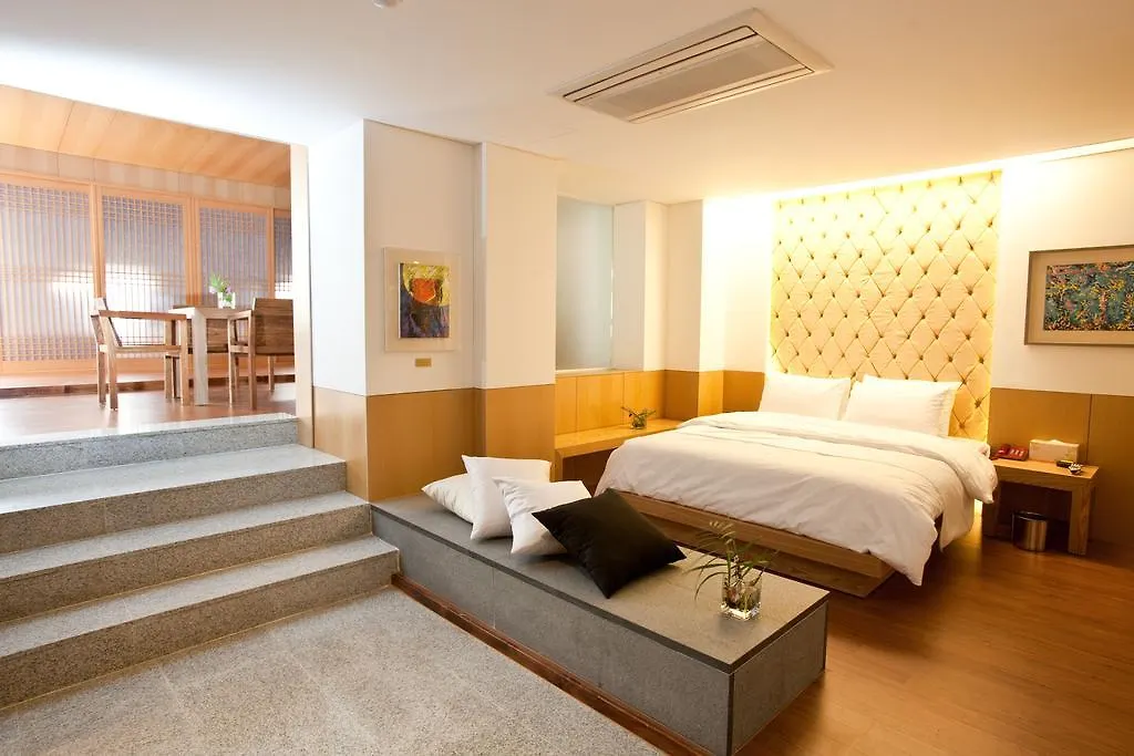 Yuwon Hotel Seoul