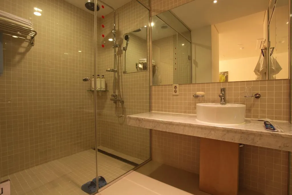 Yuwon Hotel Seul 0*,