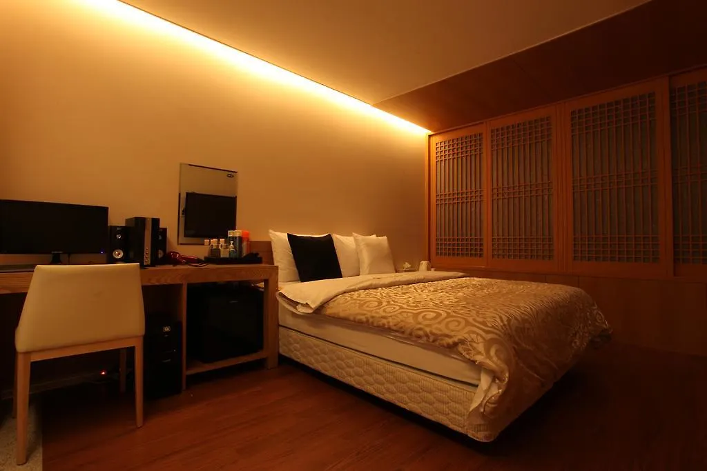 Yuwon Hotel Seoul
